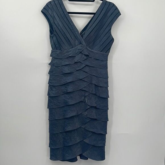 Adrianna Papell Gray Tiered Shimmer Cocktail Dress - Picture 1 of 10